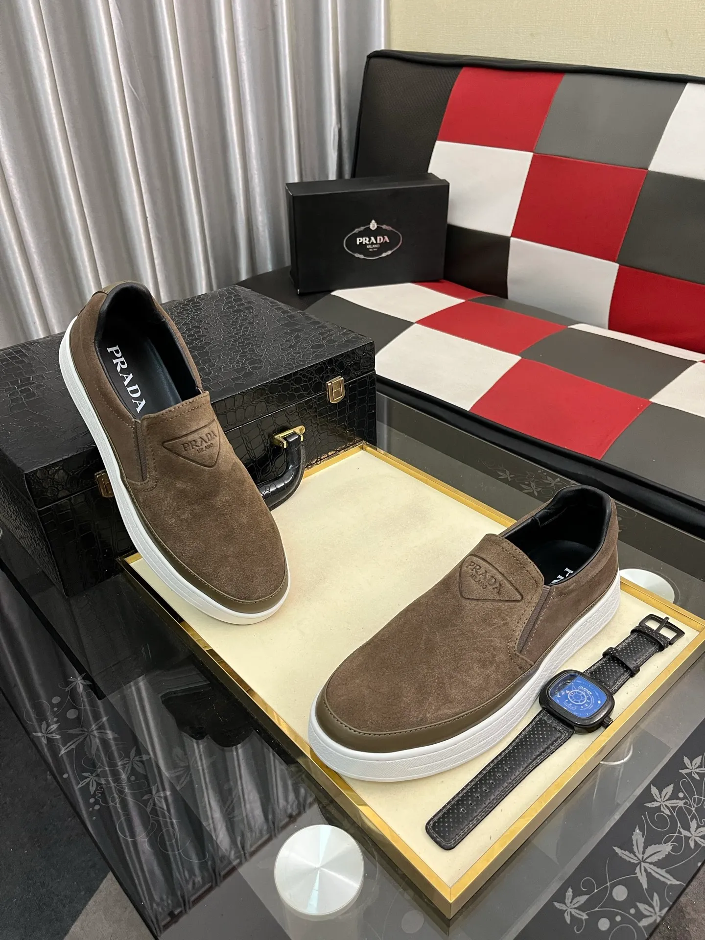 Men's shoes 💰440⌚️⌚️【PRADA】Prada casual shoes for couples, originally developed 1:1, made of high-mercerized cowhide with imported cowhide, silk sheepskin lining, rubber outsole, comfortable and soft on the feet, size: 38-442️⃣Colors available
